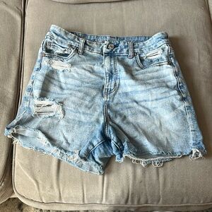 American Eagle high waisted curvy mom short distressed
